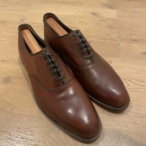 Allen Edmonds Carlyle Leather Oxford Shoes - DK Chili